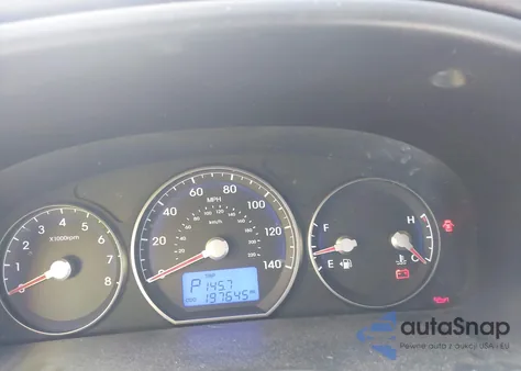 2010 Hyundai Santa Fe Gls z USA, uszkodzony, nr VIN 5NMSG3AB3AH353548